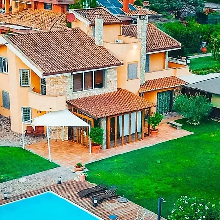 Luxury With Pool Marco Simone Golf Ryder Cup View Βίλα